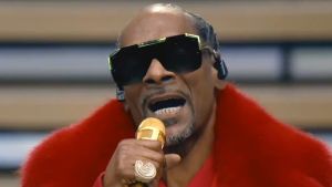 SnoopsHolidayHalftimeParty-2025.jpg