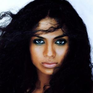 AmelLarrieux.jpg