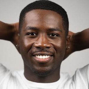 DevontéLewis.jpg