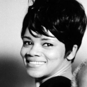 YvonneStaples.jpg